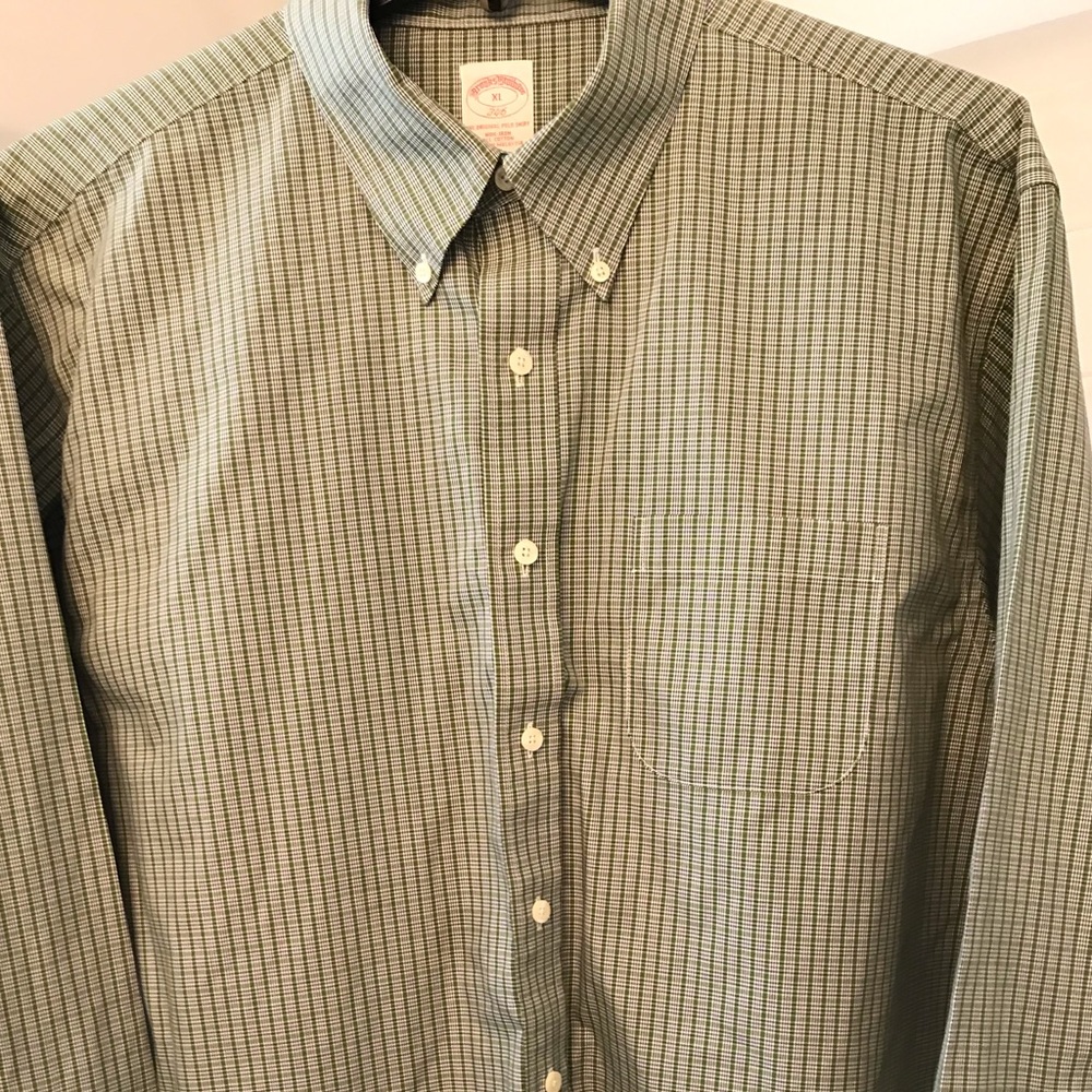 Brooks Brothers 346 Button Down green Shirt
